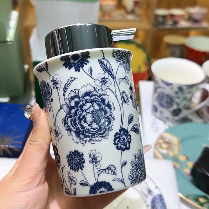 骨瓷实付满10包邮哈