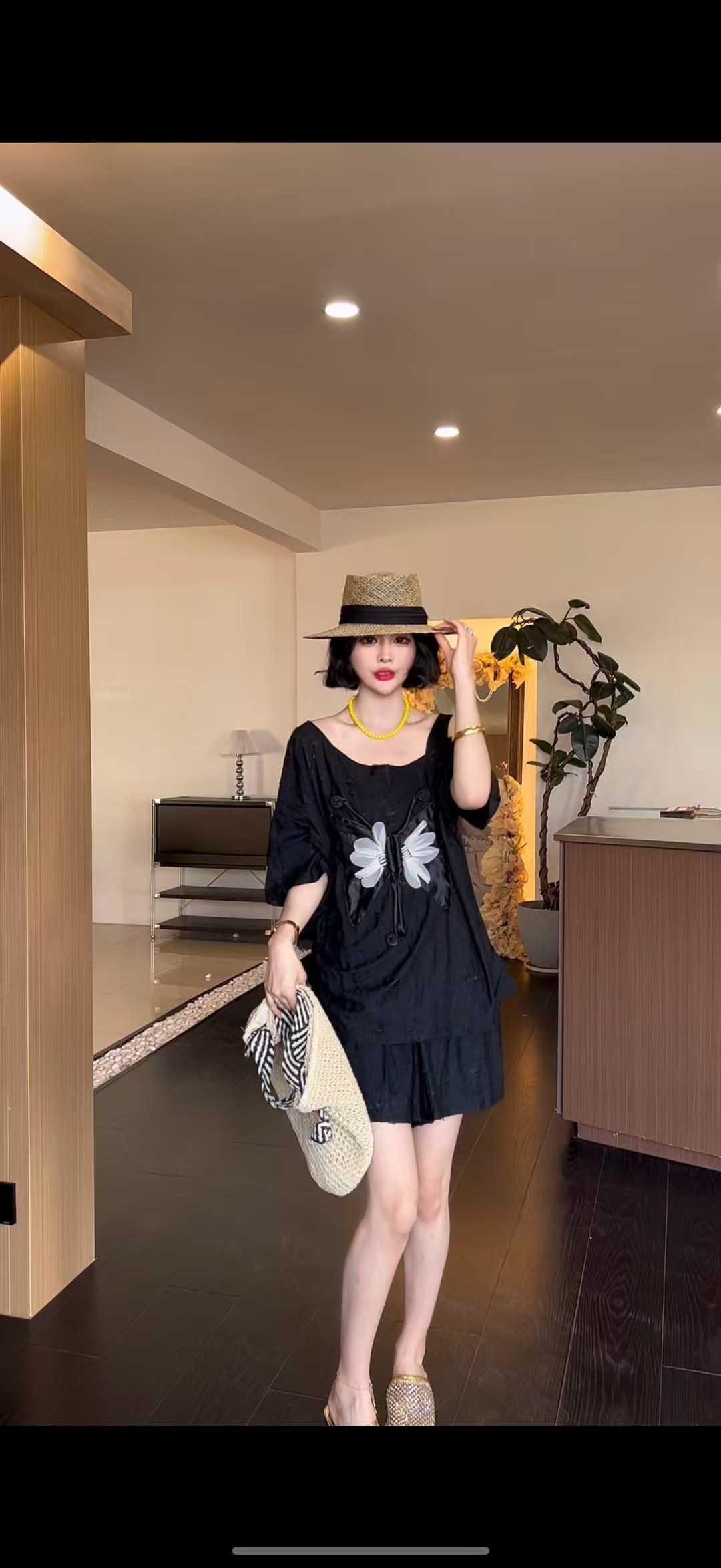 夏季爆款废土风蝴蝶短袖T恤大码女装宽松遮肚子上衣