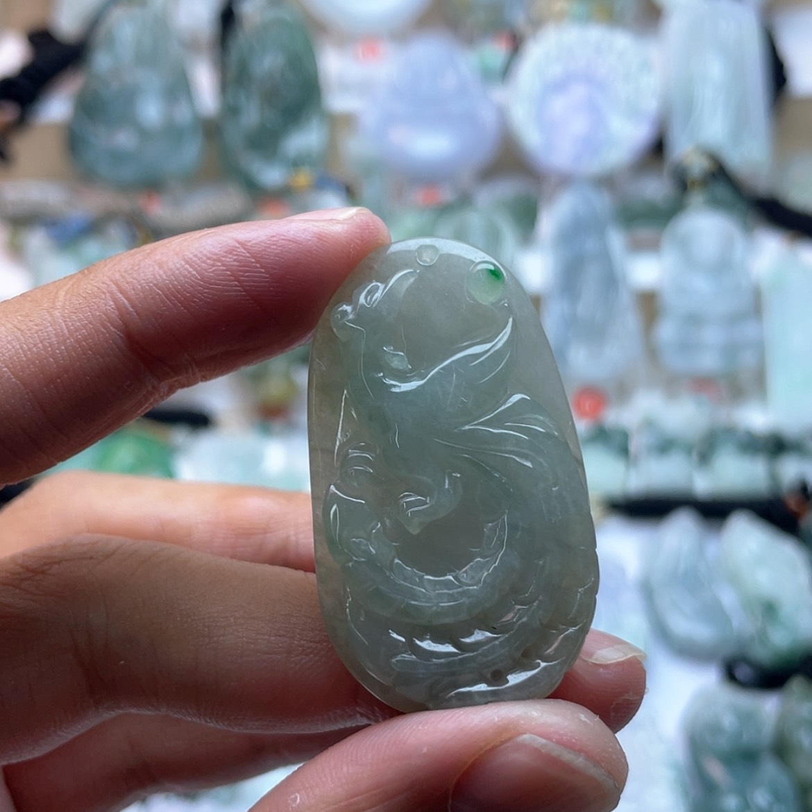 【闪购商品】颈饰未镶嵌翡翠凤牌