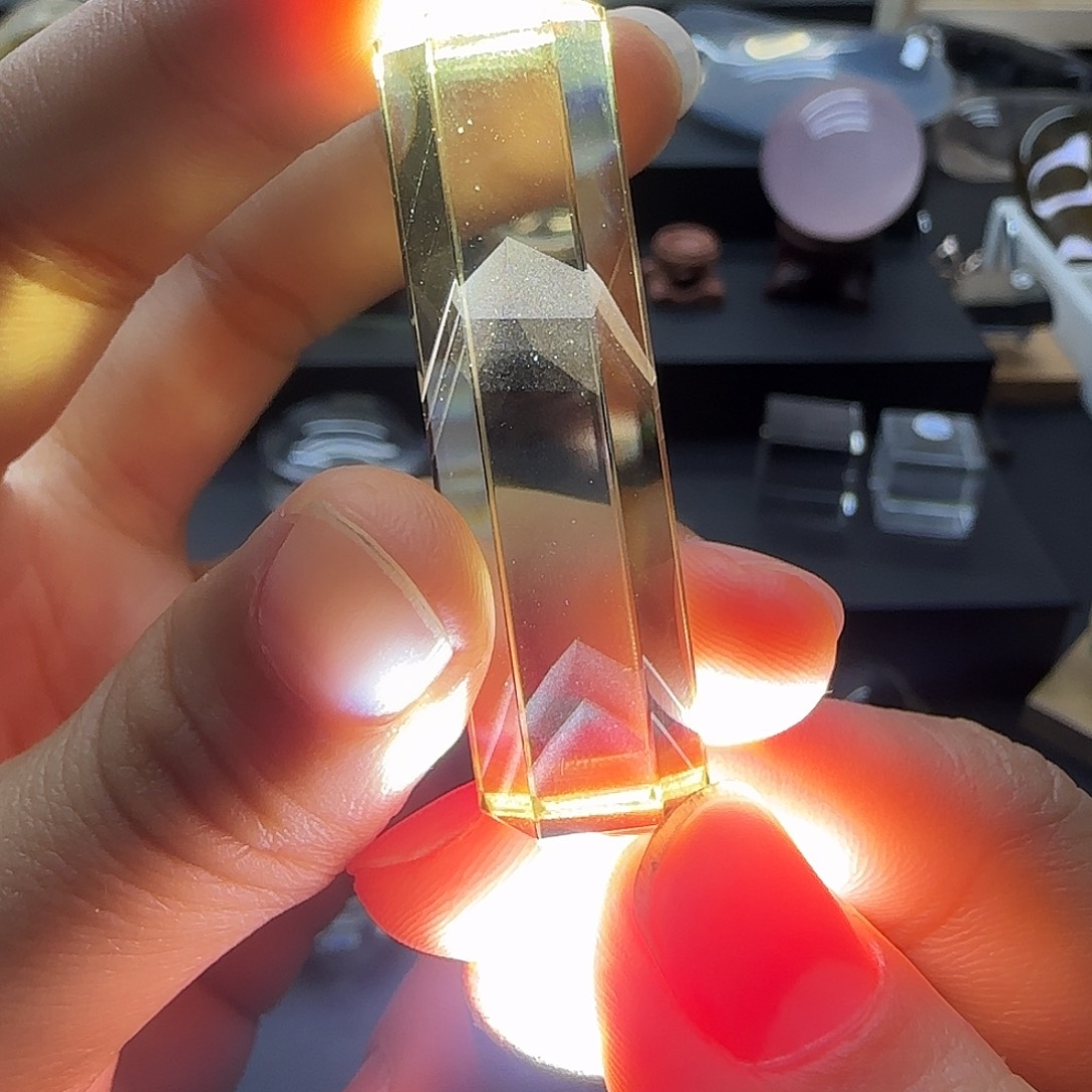 水晶天然摆件未镶嵌