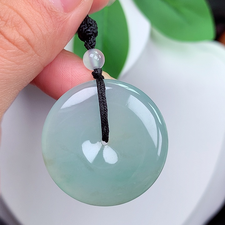 颈饰未镶嵌翡翠平安扣 30.2x5.6mm