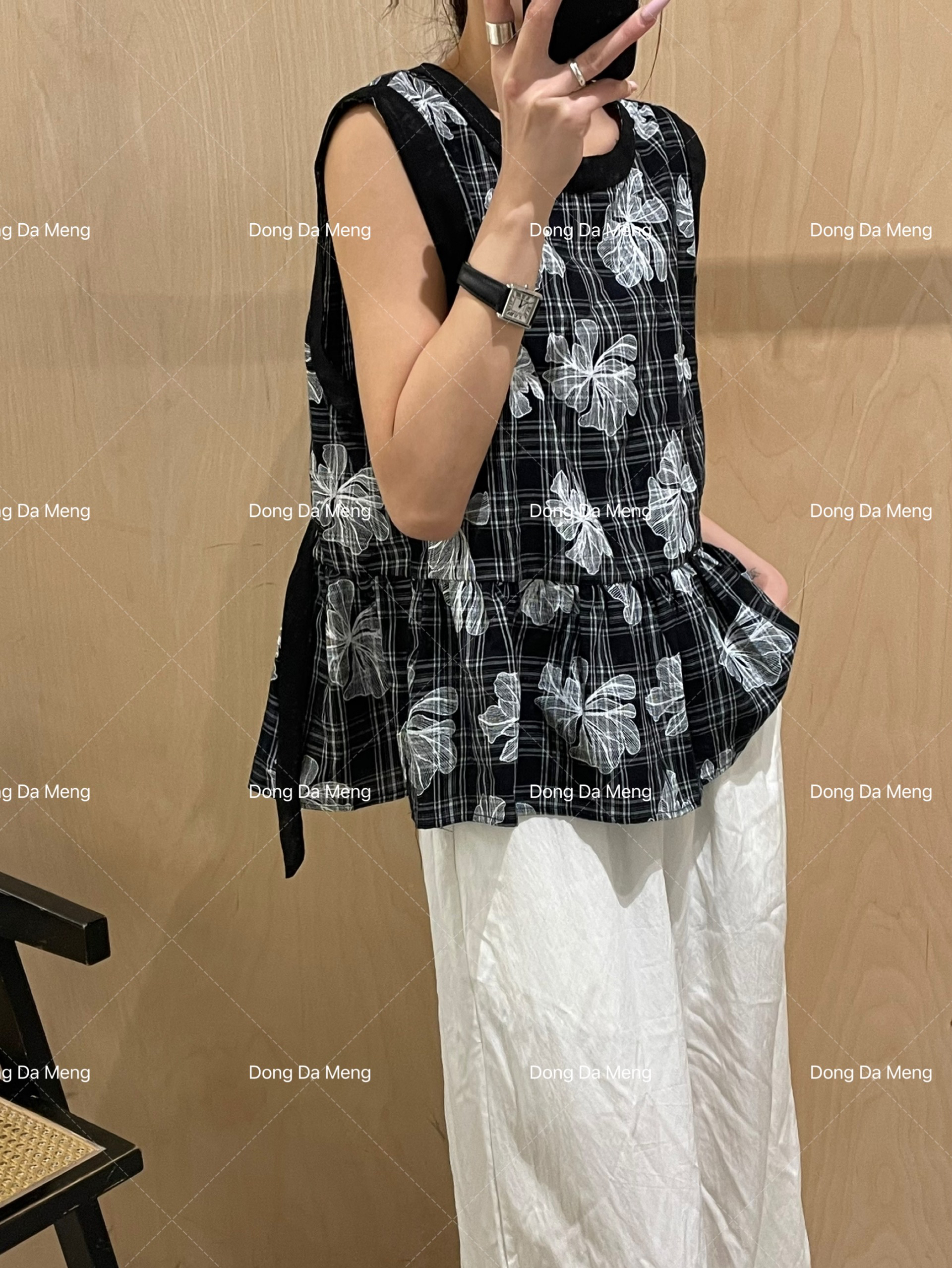 1309韩版时尚百搭圆领无袖格子背心设计感小众衬衫