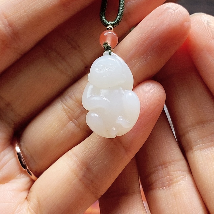 【闪购商品】颈饰未镶嵌和田玉