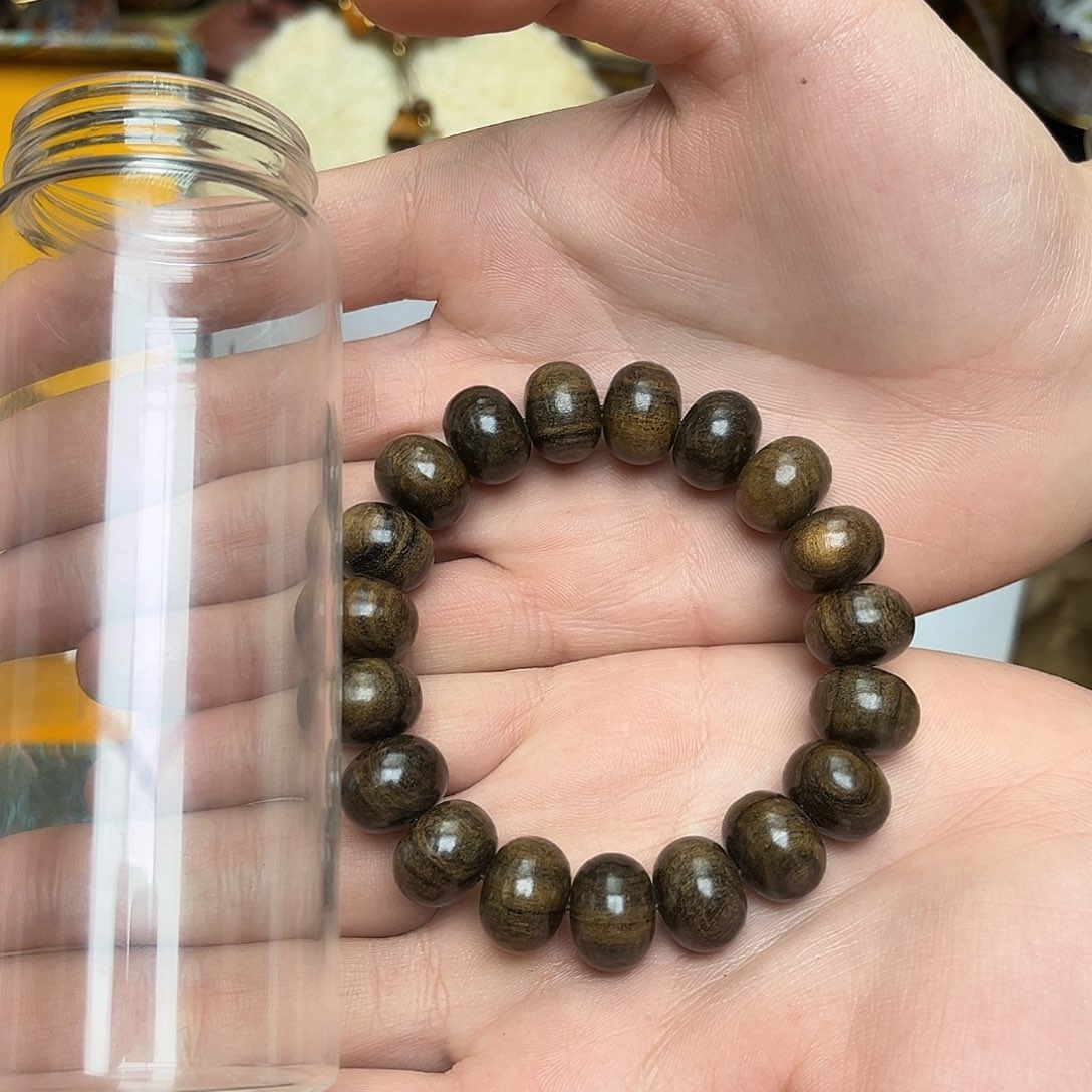 大叶紫檀（黑酸枝木类）