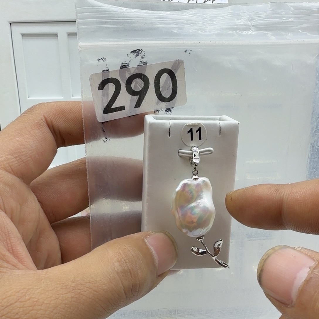 淡水珍珠颈饰合金