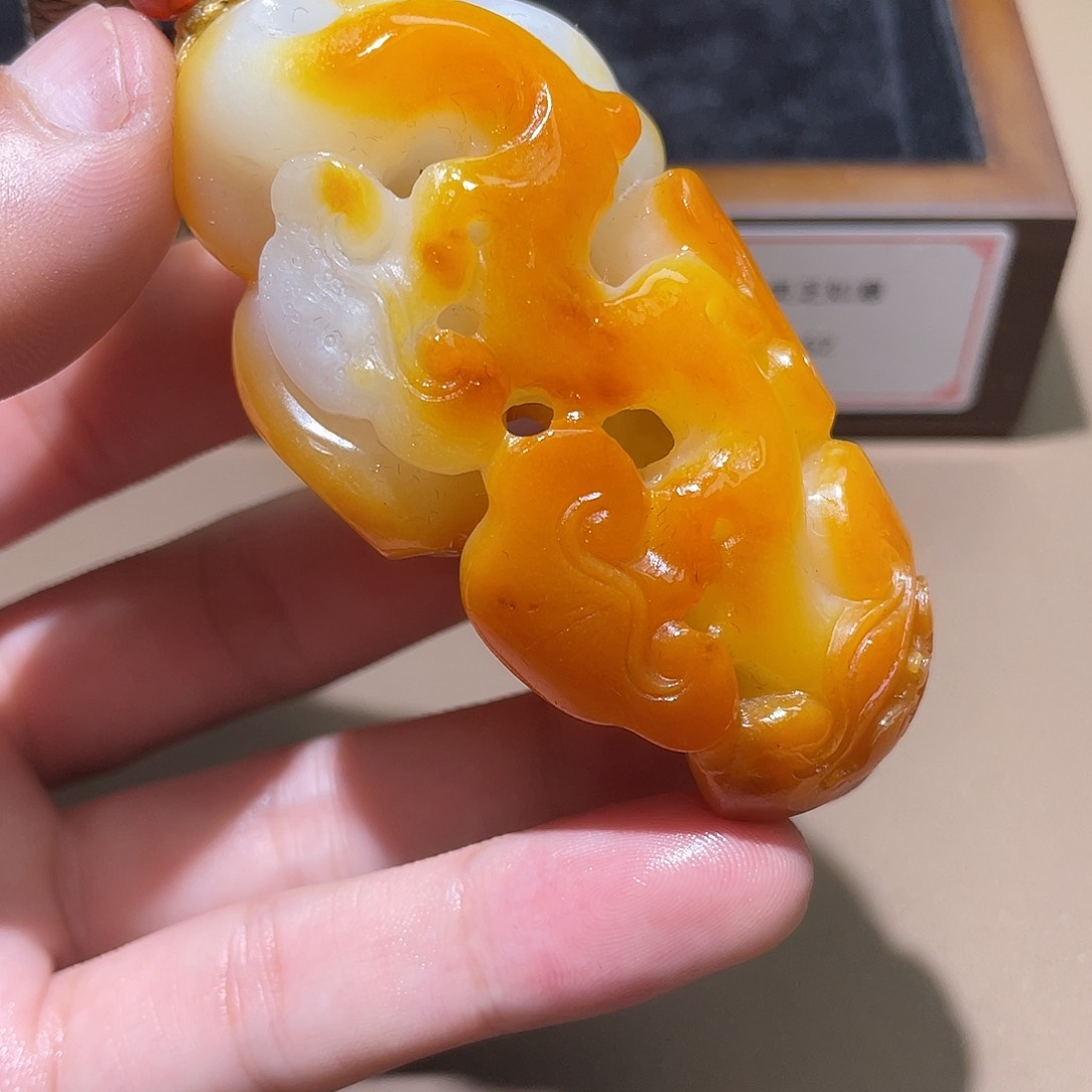 和田玉颈饰未镶嵌Z6