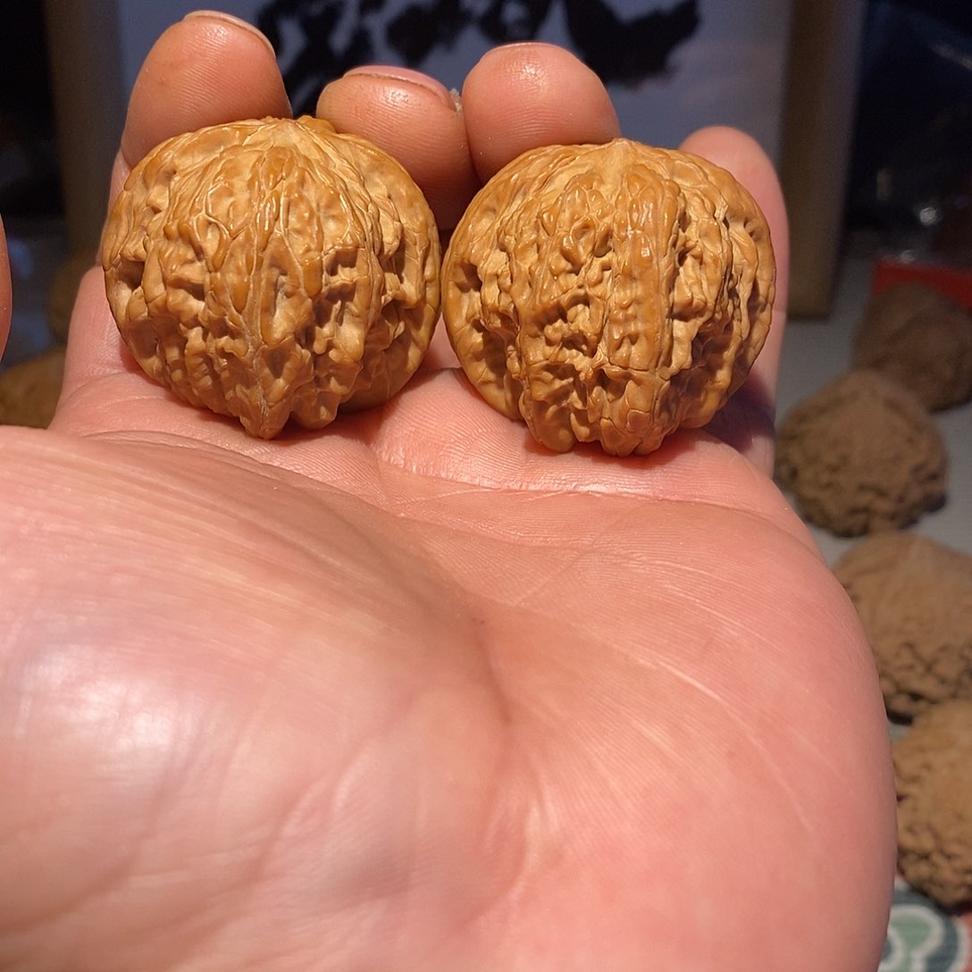 文玩核桃把件38尺山地磨盘