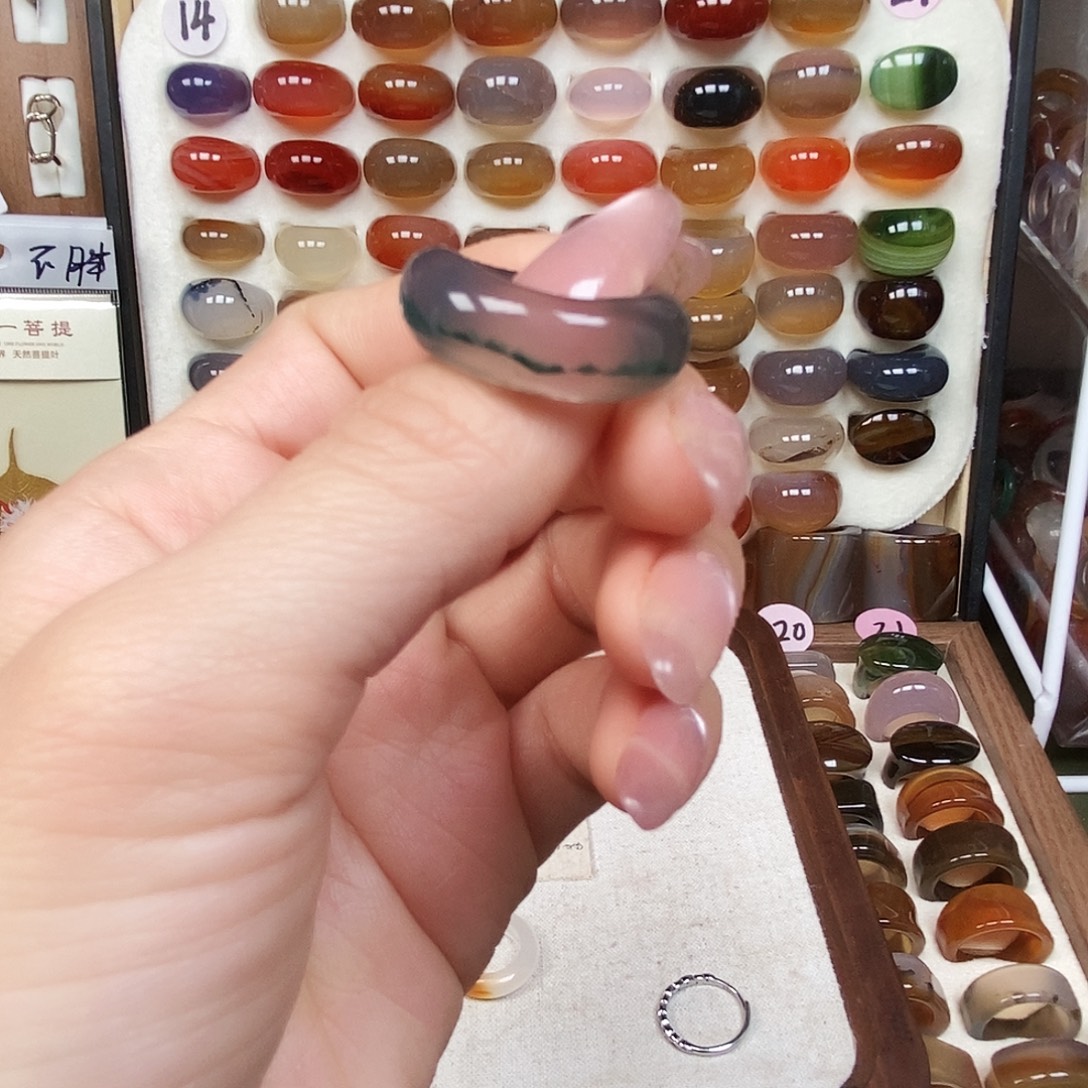 哈***哈玛瑙/玉髓未镶嵌戒指