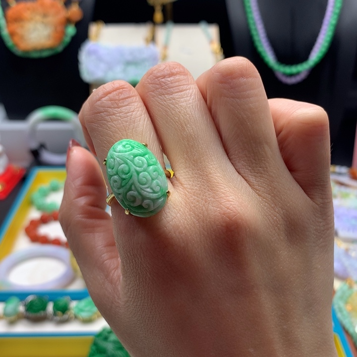 翡翠戒指未镶嵌翡翠戒指
