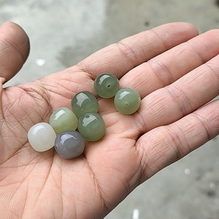 冰低和田玉桶珠多样性发一