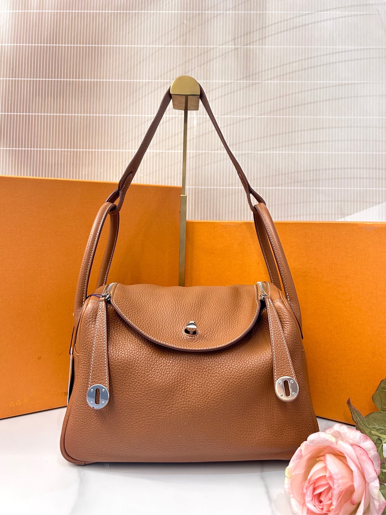 99新 Hermes/爱马仕 爱马仕Lindy30金棕银扣tc皮A刻 99新/7145