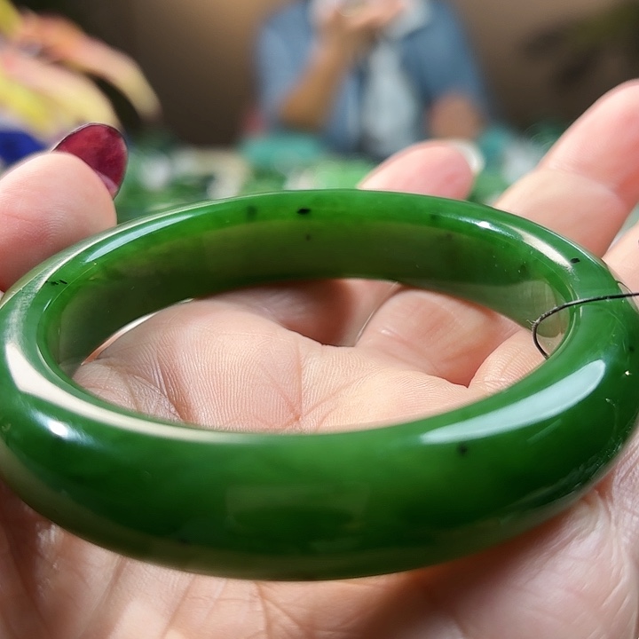 未镶嵌手镯和田玉（碧玉）