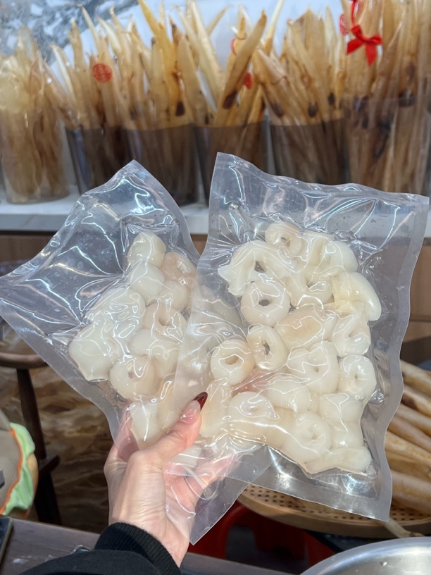 飞水去腥处理鲜鳗鱼胶 即煮