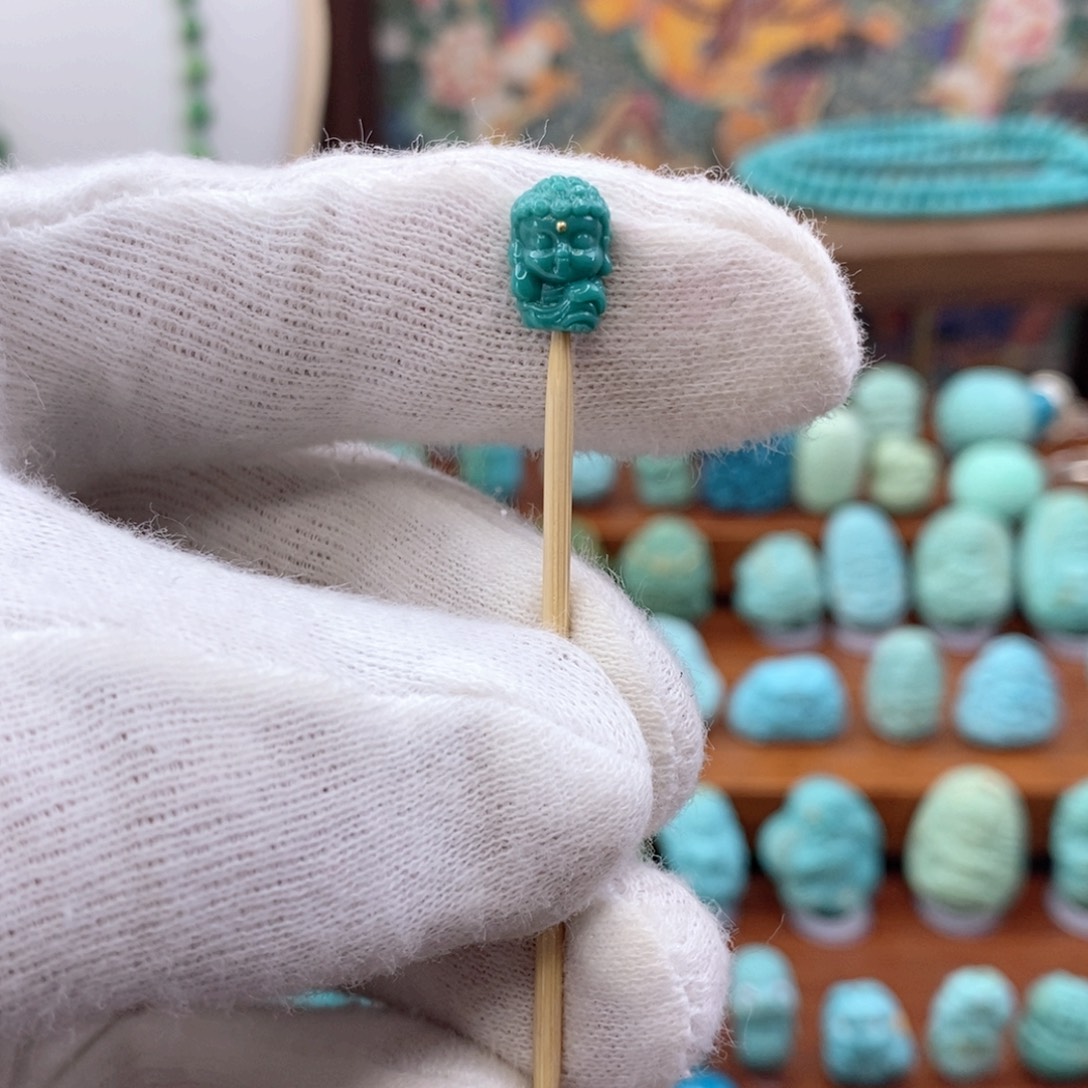 未镶嵌绿松石珠宝奇石