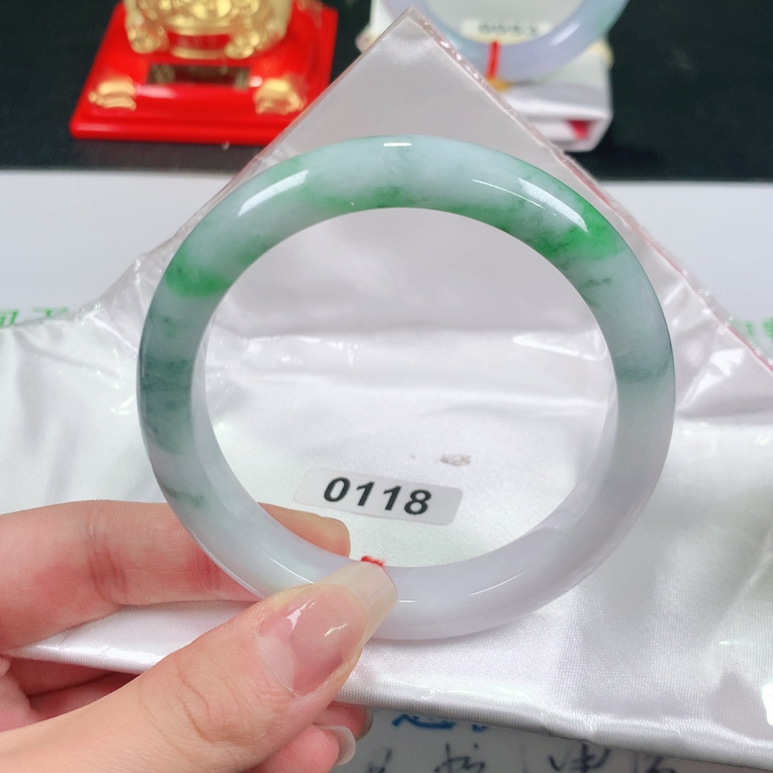 翡翠手镯未镶嵌正圈59 0118