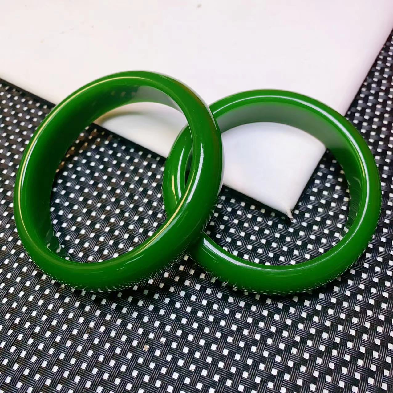 [小石]Q7俄绿常规手镯