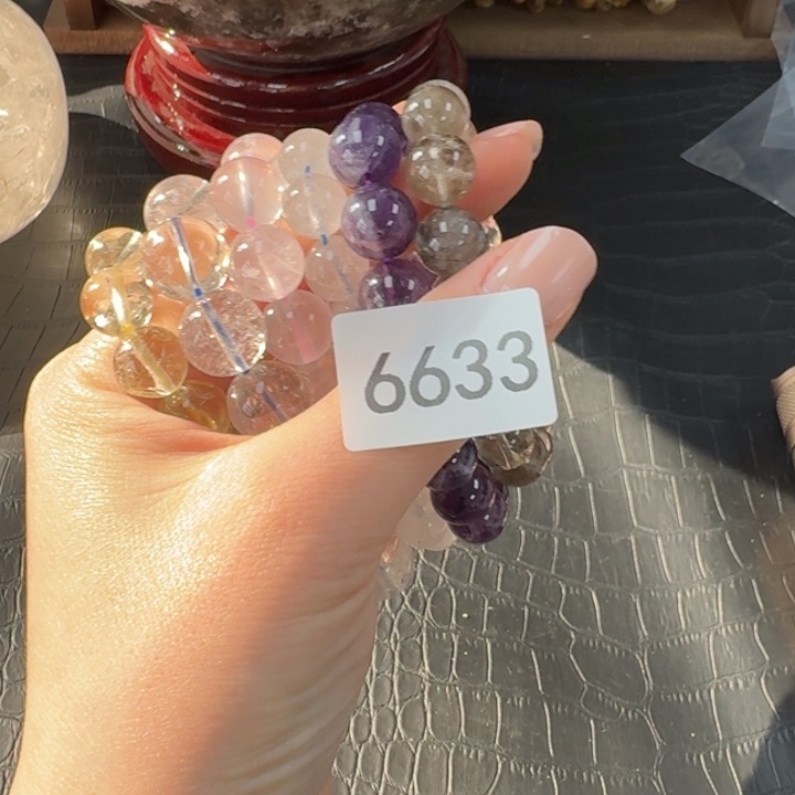 璐***妖水晶未镶嵌大型摆件（非配饰）