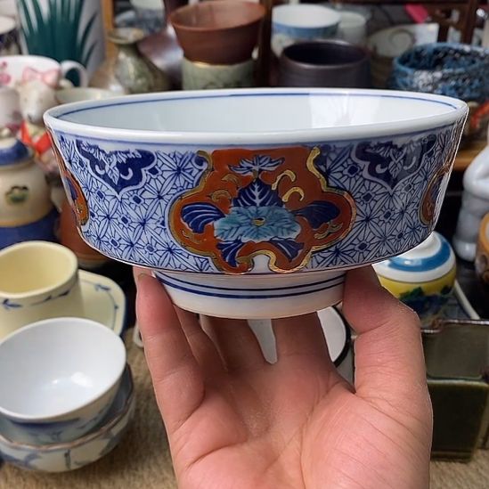    中古物品默认微瑕，谨慎参拍，满18包邮！