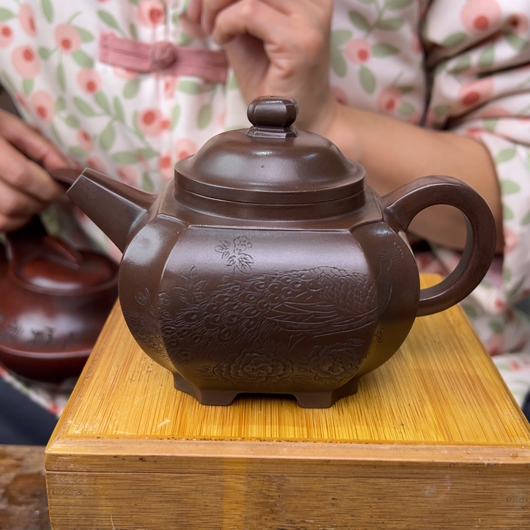 紫砂茶壶宜兴紫砂艺术