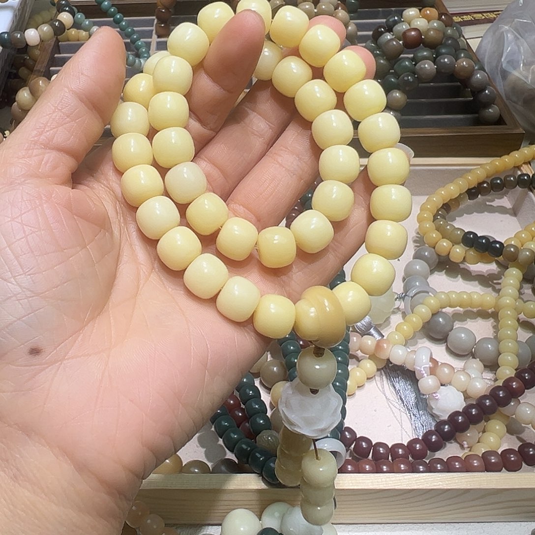 白玉菩提吊坠10×11