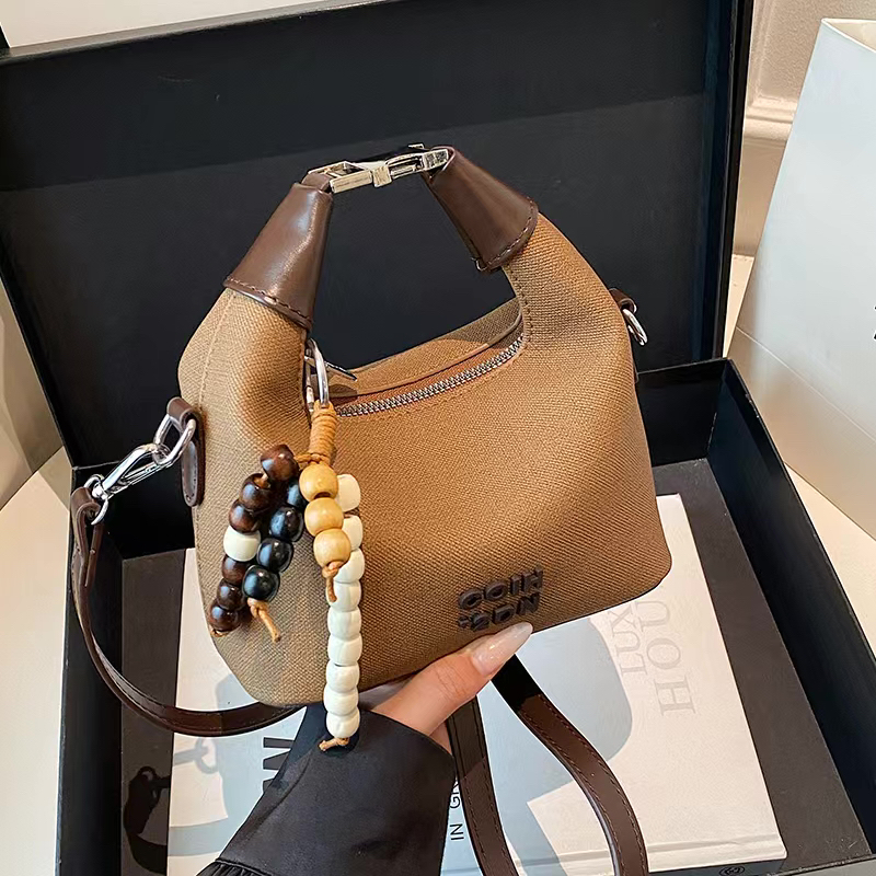 新款轻奢百搭高级感气质时尚斜挎女士包6174棕