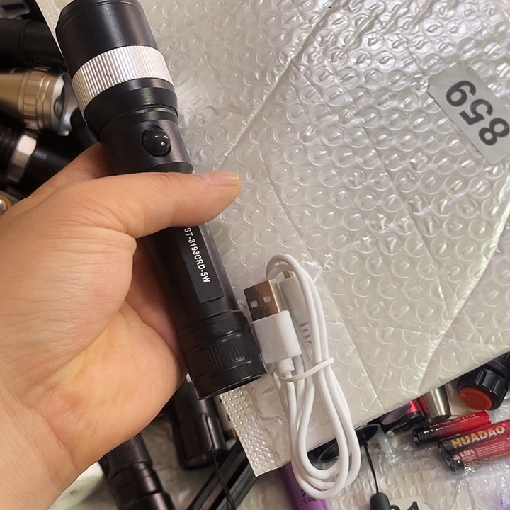 强光手电家用户外859