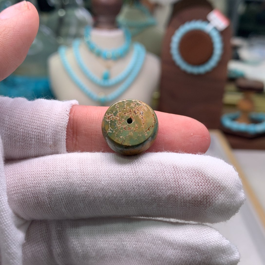 绿松石配饰未镶嵌