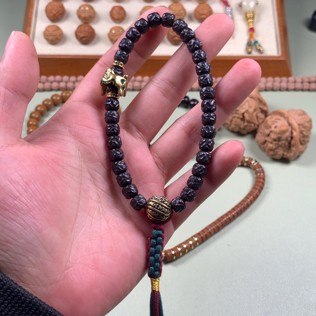 椰蒂吊坠1555585685588