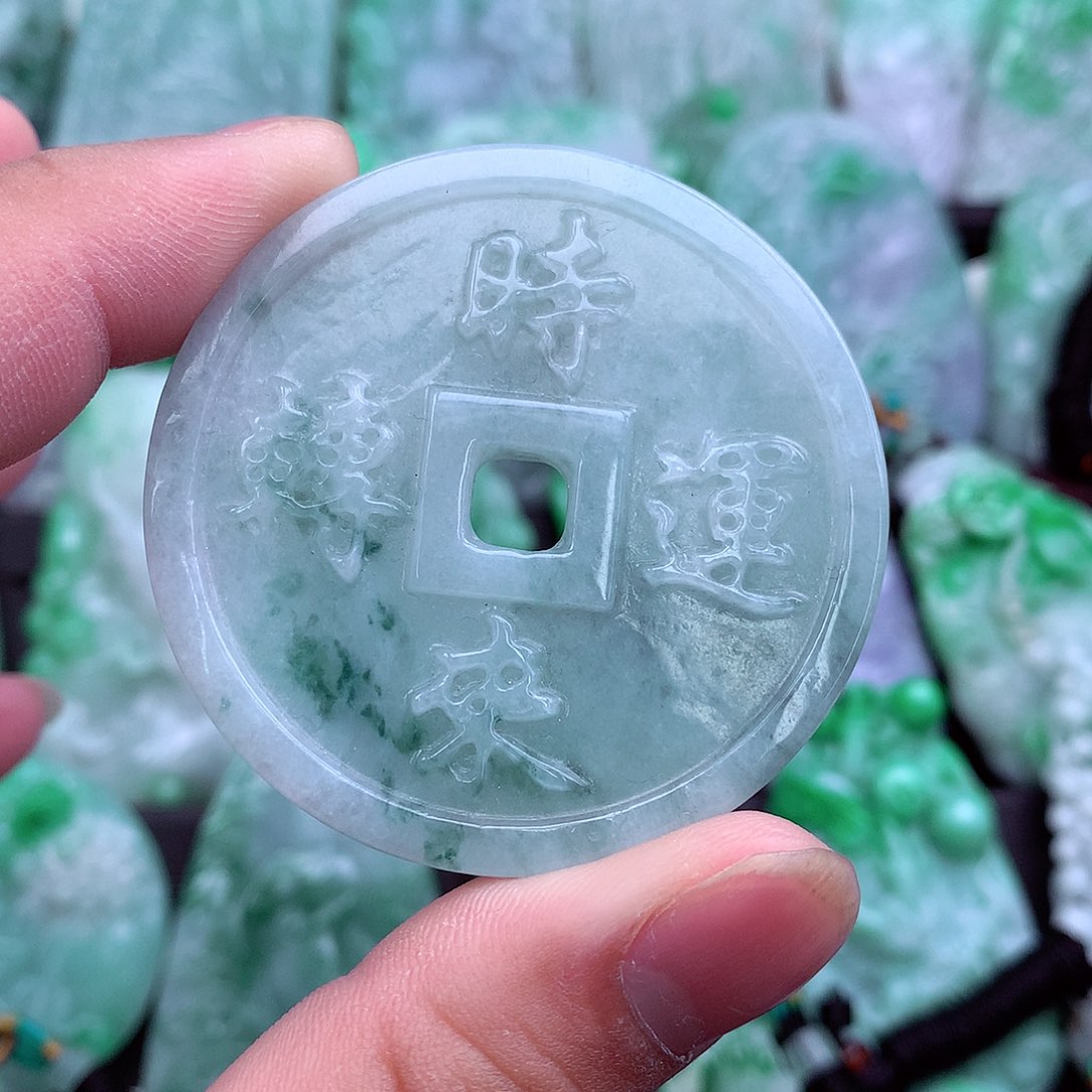 翡翠吊坠(不含链)未镶嵌