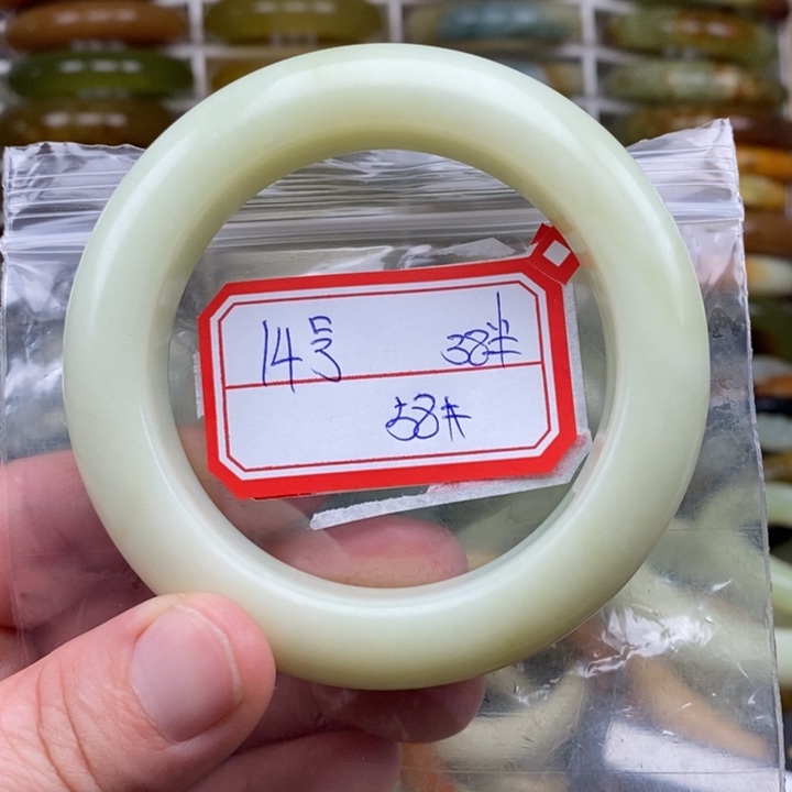未镶嵌蛇纹石玉手绳