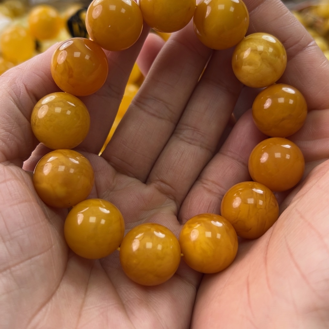 未镶嵌琥珀珠宝奇石