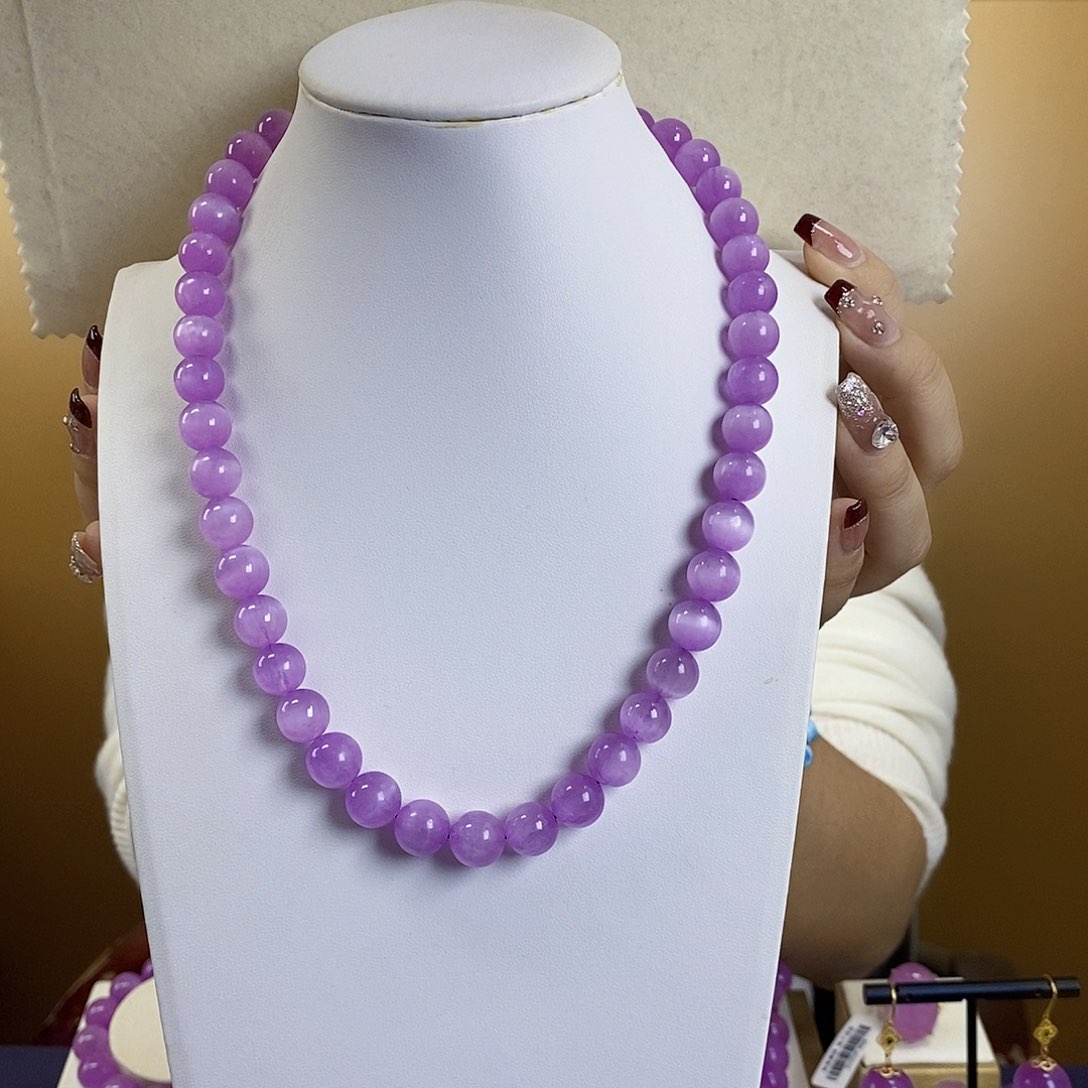 锂辉石紫锂辉高冰收藏级项链10+未镶嵌