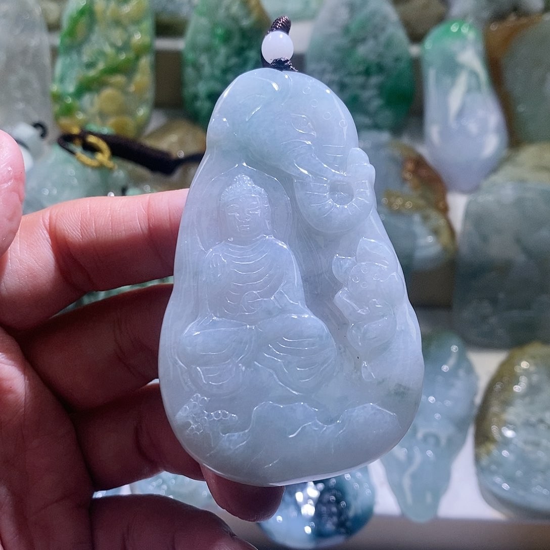 【闪购商品】翡翠颈饰未镶嵌普贤