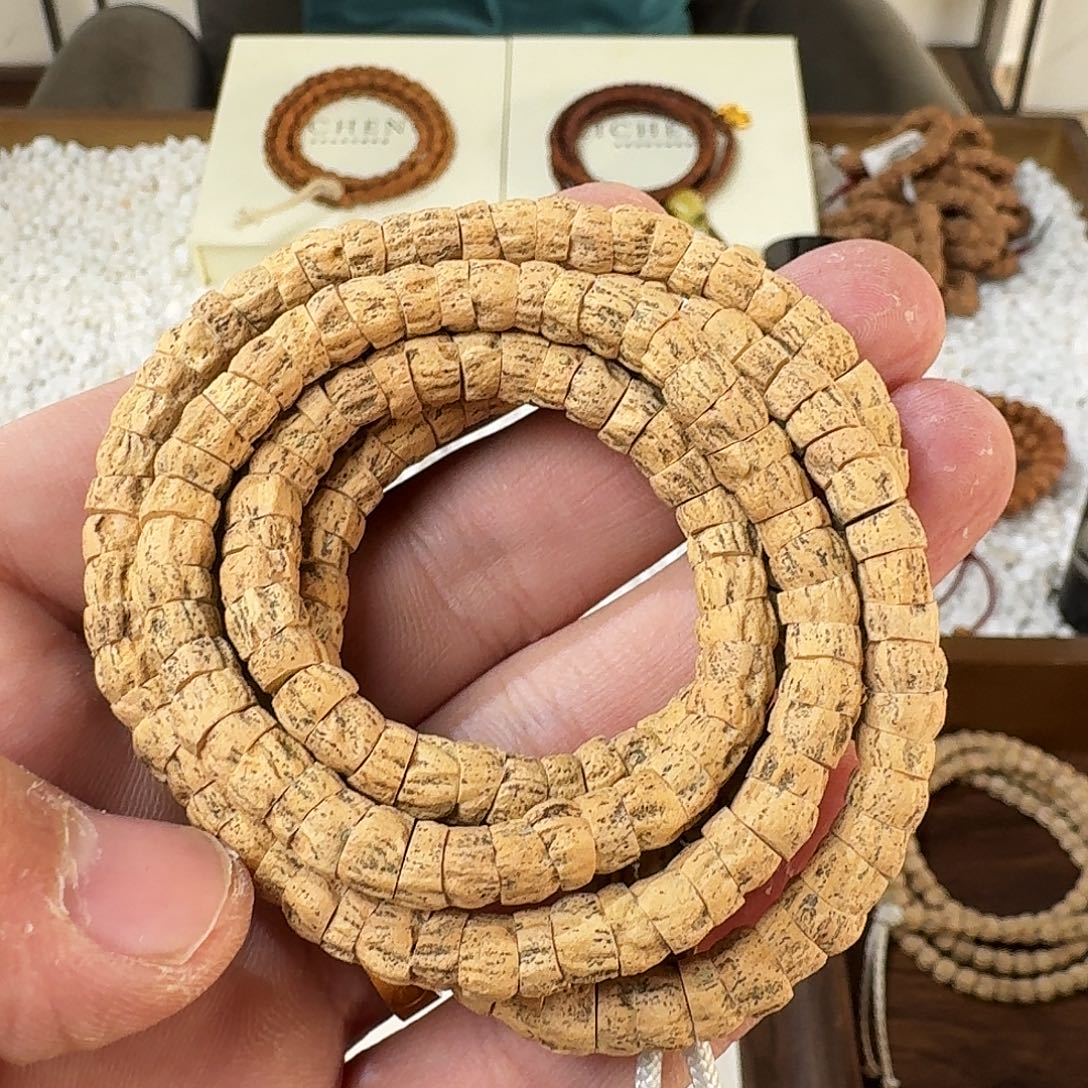 必***技柏香籽/百香籽吊坠