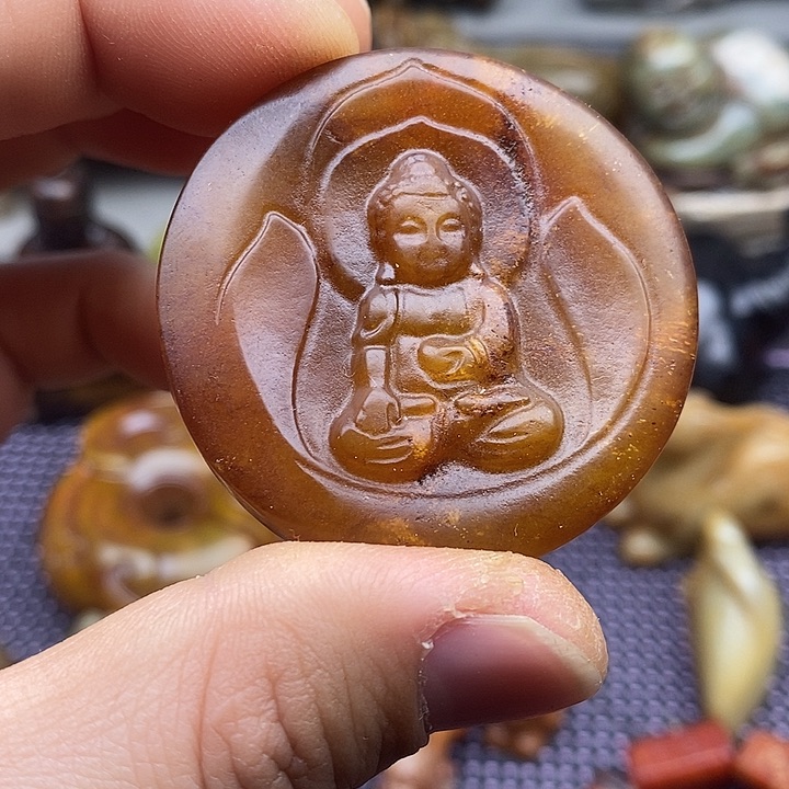 未镶嵌蛇纹石玉颈饰