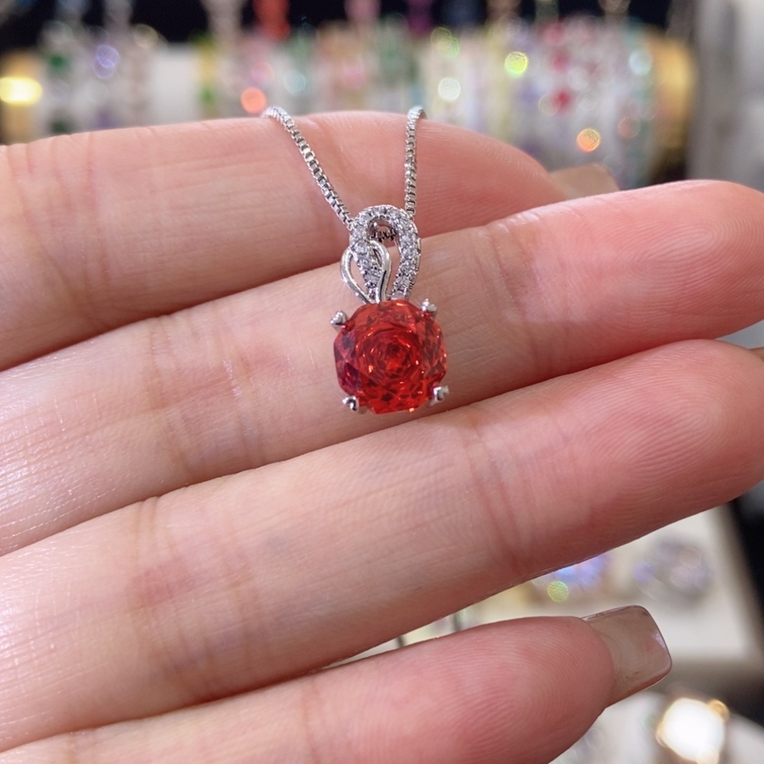 66锆石（处理）吊坠