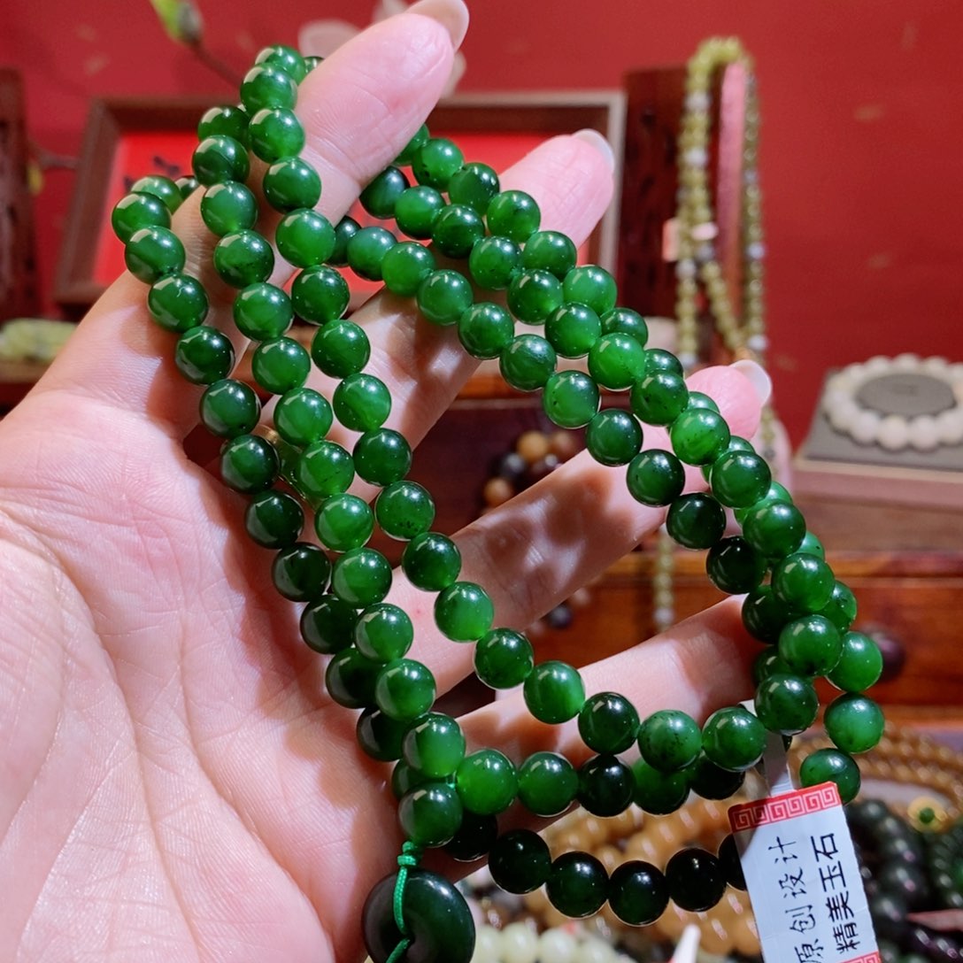 和田玉未镶嵌颈饰?****