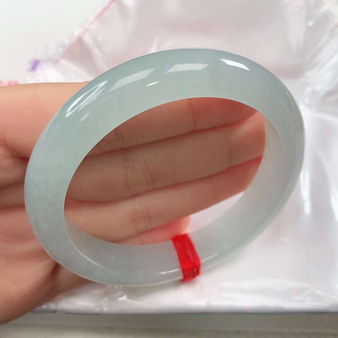 翡翠手镯未镶嵌 正圈①⑤④