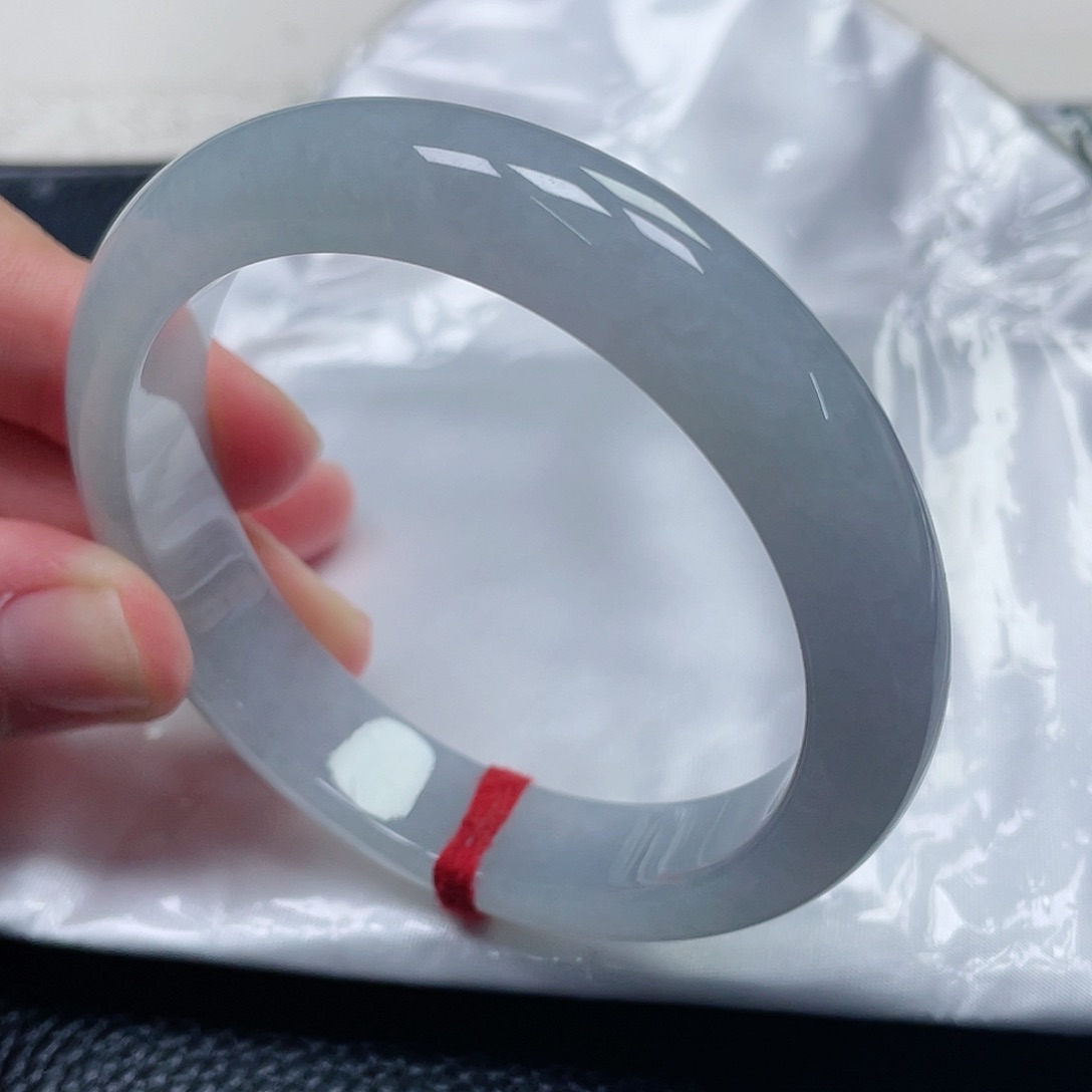 翡翠手镯未镶嵌缅甸翡翠