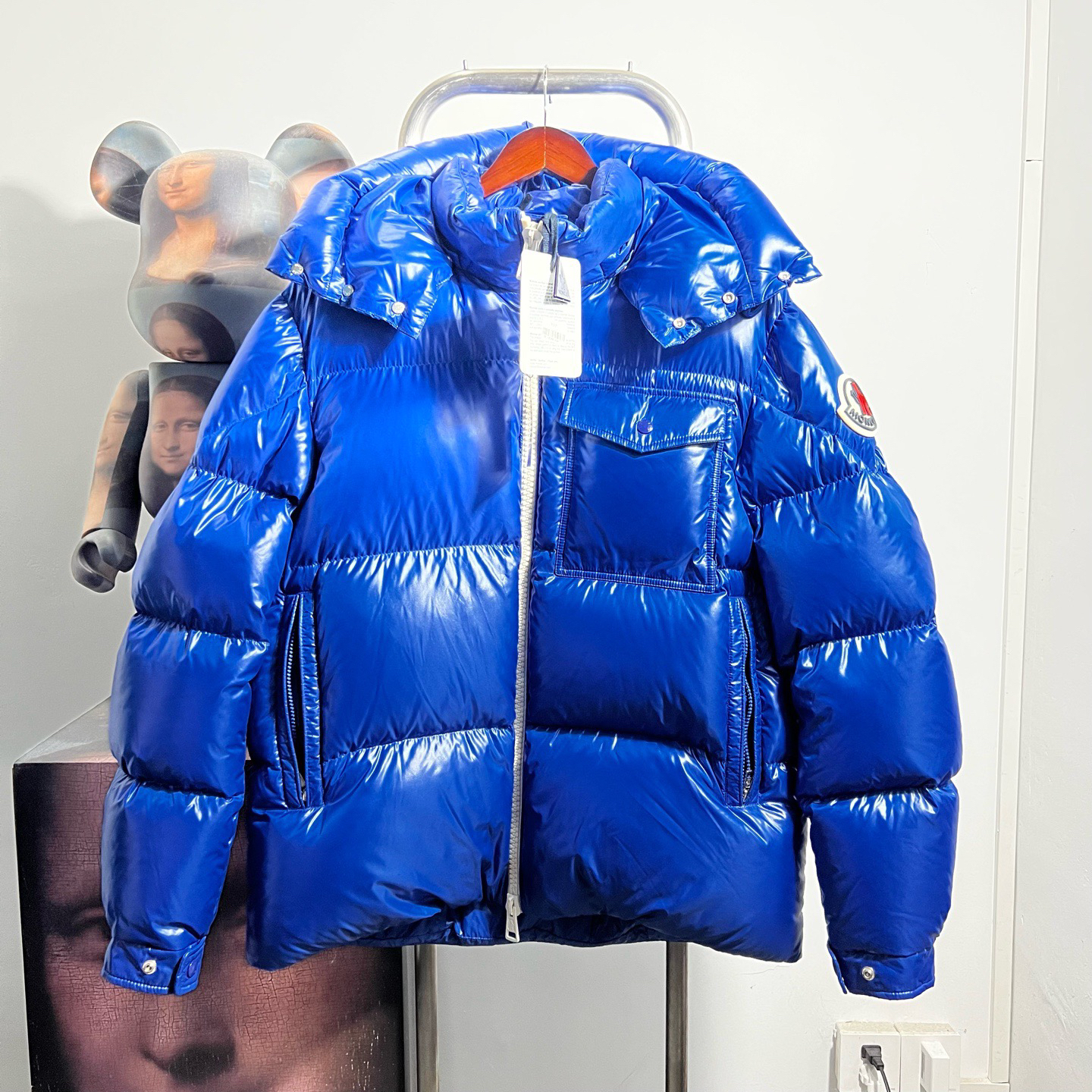 未使用 MONCLER 羽绒服 V0738尺码5胸围63衣长73