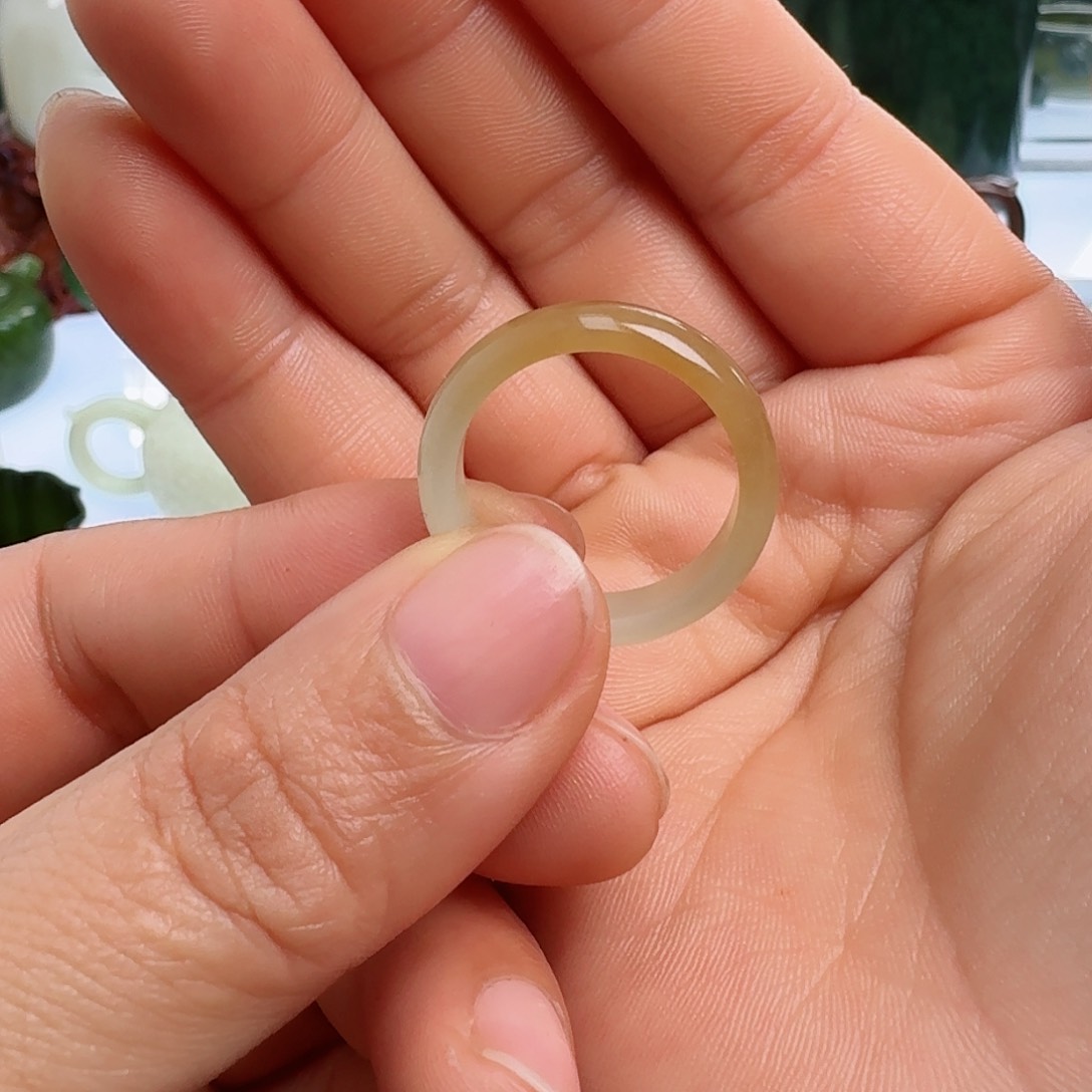 和田玉（糖玉）挂件未镶嵌