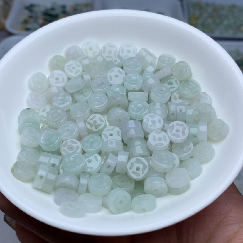 【闪购商品】翡翠手链未镶嵌卡8双面加厚通孔金钱扣30颗