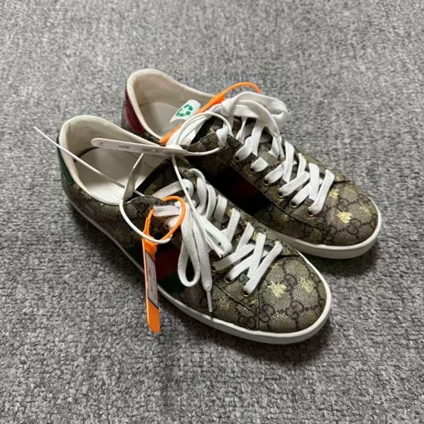 95新 GUCCI/古驰 ACE老花金星蜜蜂板鞋 40欧码 T201