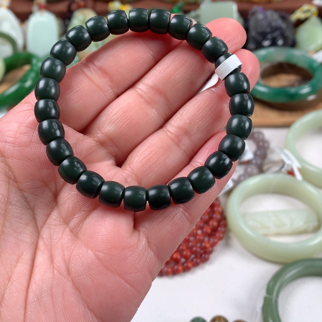 和田玉手链未镶嵌