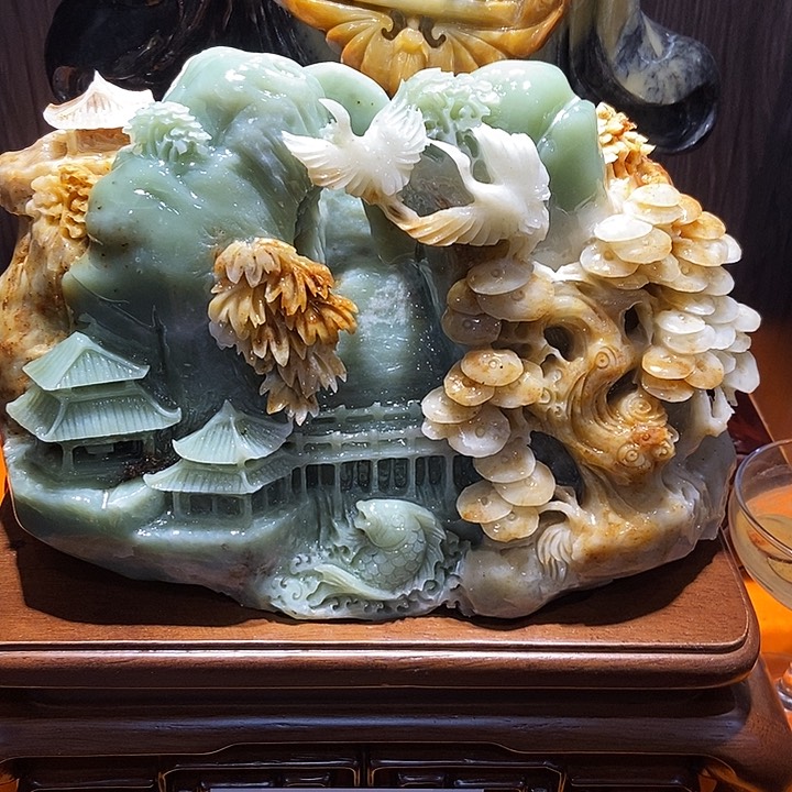 蛇纹石玉（覆膜）合金珠宝奇石
