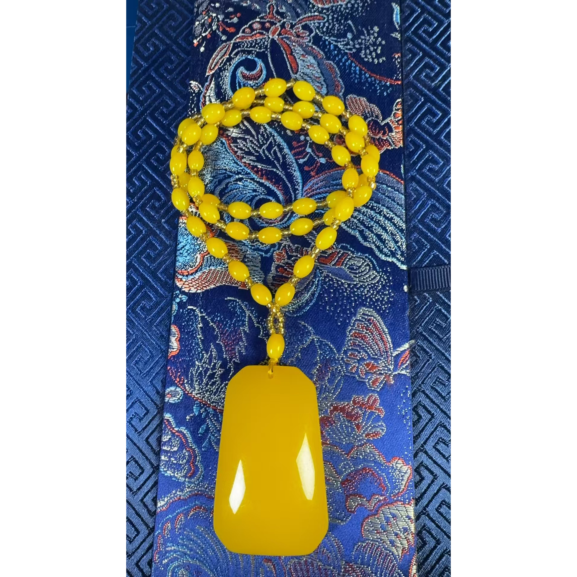 【闪购链接】蜜蜡无事牌项链黄链