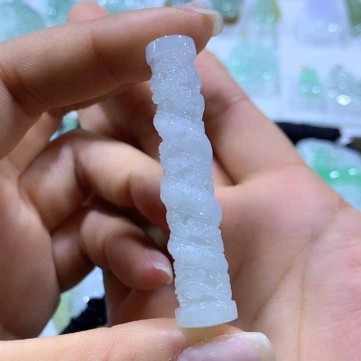 翡翠颈饰未镶嵌天然翡翠A货吊坠