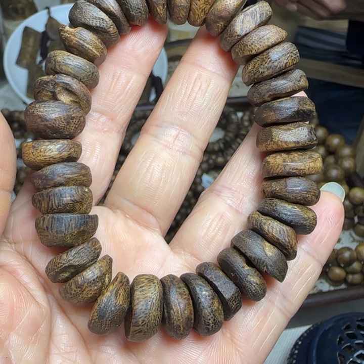 和****沉香沉香碎屑1.5树丁壳子28克