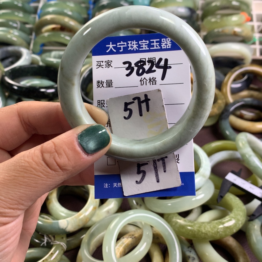 蛇纹石玉未镶嵌手镯3824