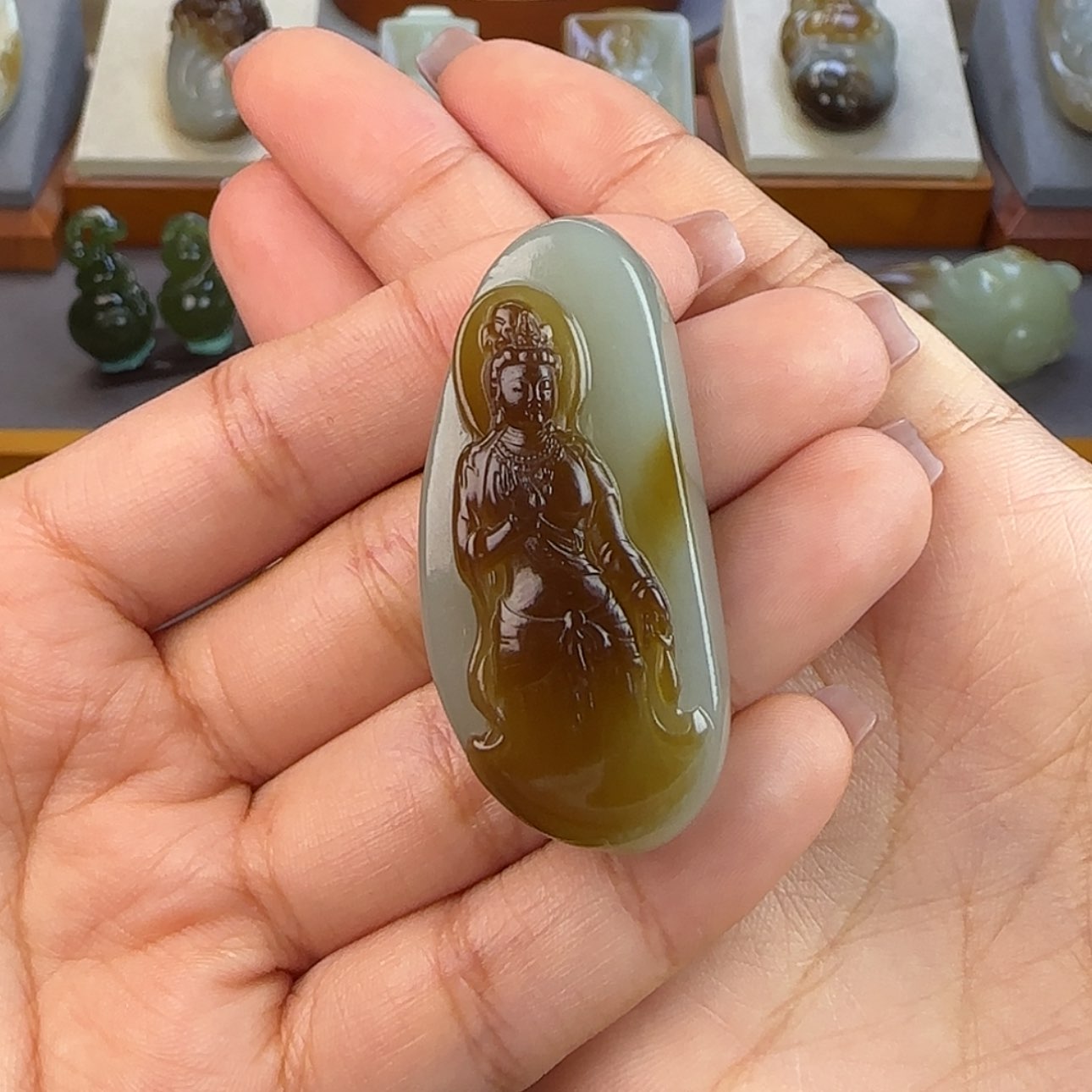 【闪购商品】和田玉未镶嵌颈饰晨*?